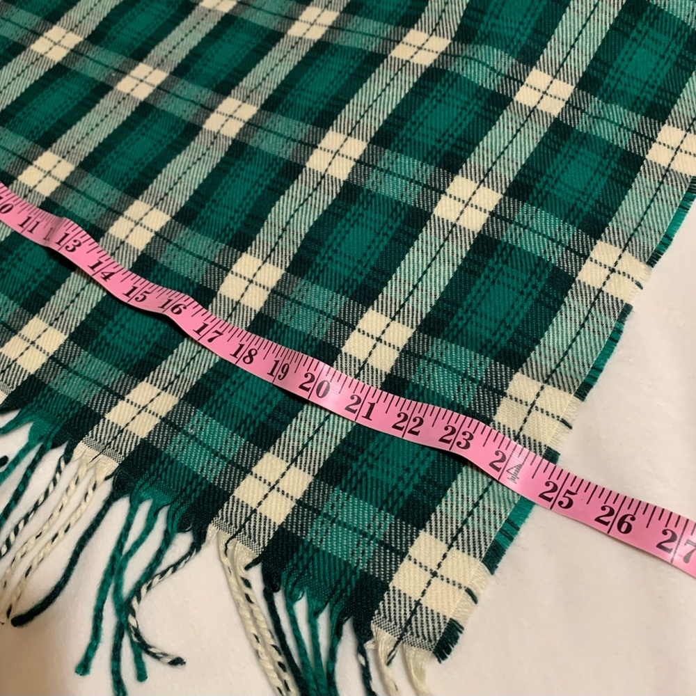 J. CREW Factory Green plaid Oversized Acrylic Fringe Unisex ladies Scarf NWT - Picture 7 of 8